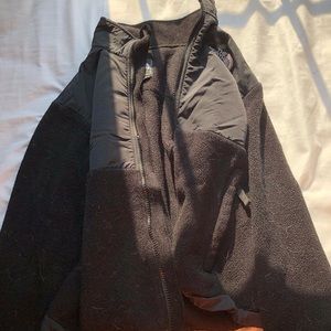 North face girls medium black Sherpa